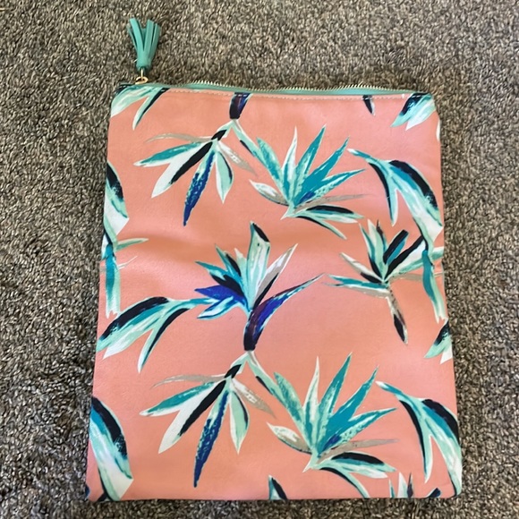 Anthropologie Rachel Pally Foldover Vegan clutch - Picture 11 of 16